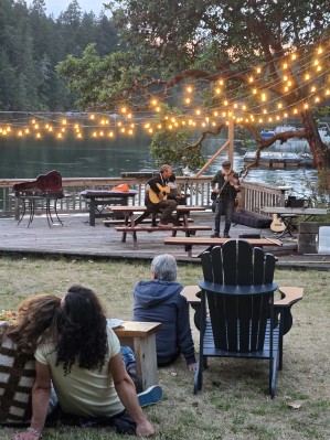 Telegraph-harbour-marina-music-night