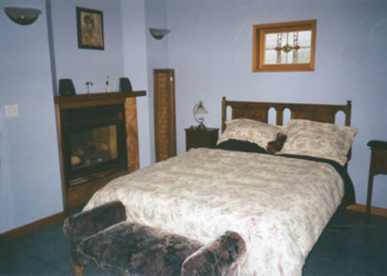 Arrowvale Riverside bedroom