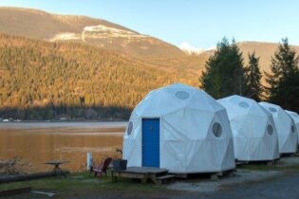 Backeddy Resort geodesic outside