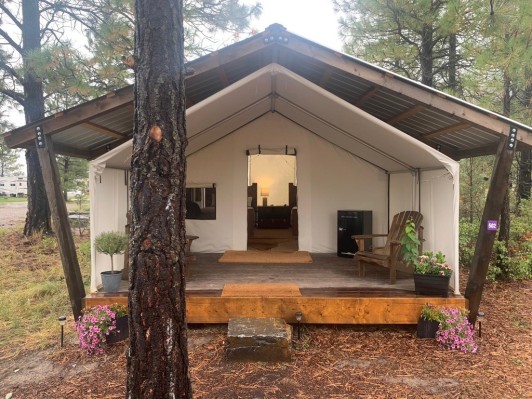 Camp-kootenay-river-softtop-glamping