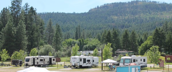 Christina Lake Motel RV sites