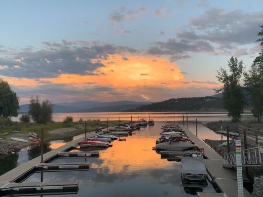 Cottonwood Cove Resort Sunset
