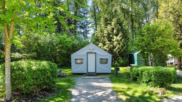 Pathfinder-fort-camping-2025-canvas-cabin