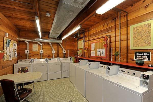 Gallagher Lake | A Parkbridge Camping & RV Resort Laundry room