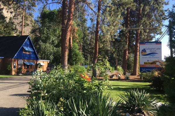 Gallagher Lake | A Parkbridge Camping & RV Resort Office and sign