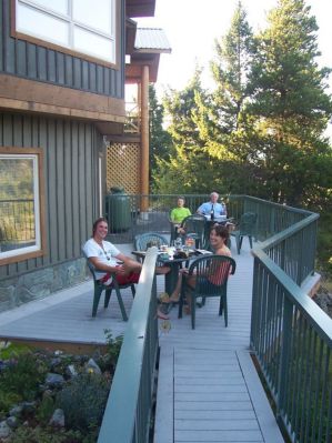 Greenwood Country Inn Balcony