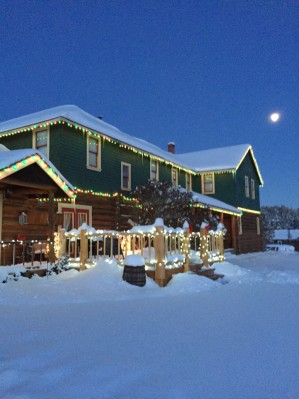 The Historic Chilcotin Lodge Snow