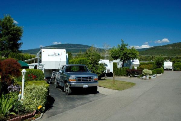 Holiday Park RV & Condo Resort RV Truck Site