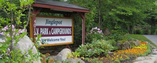 Jinglepot RV Park & Campground welcome sign