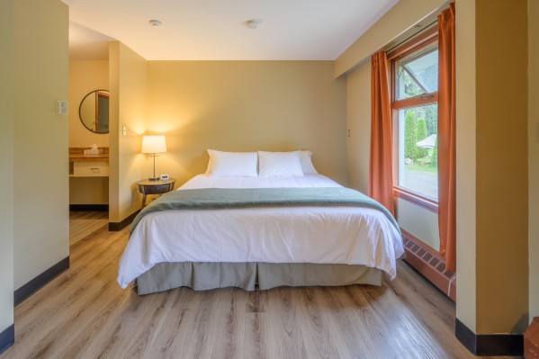 kasiks-wilderness-resort-Room-3b