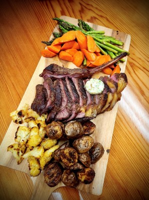 kasiks-wilderness-resort-bison-tomahawk-steak