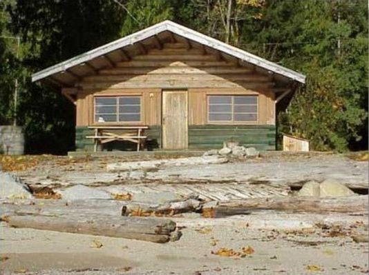 Kent's Beach Resort Cabin