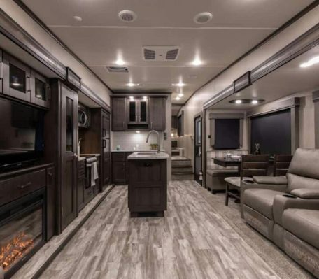 Riverside Resort Motel & Campground Glamping