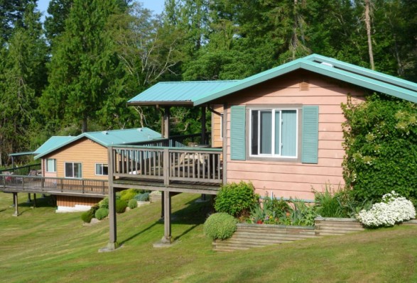 Seabreeze Resort Cottages