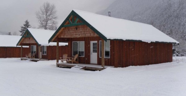 Sunshine Valley RV Resort Cabin Snow