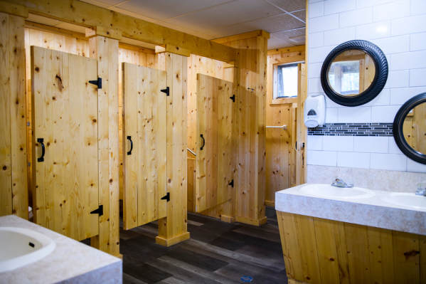 Triple G Hideaway RV Park & Campground Bathrooms