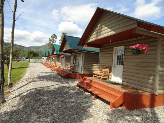 Toad River Lodge & RV Park Cabins