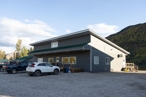 Toad River Lodge & RV Park Store