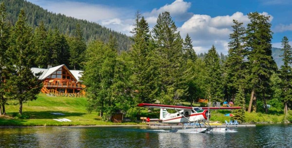 Tyax Lodge Float Plane