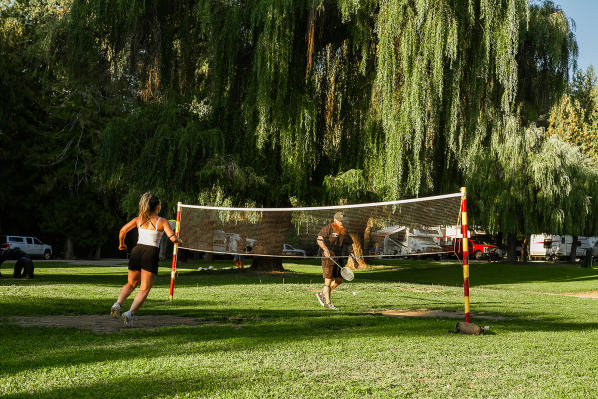whispering-pines-rv-resort-badminton