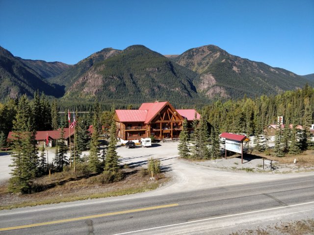 Northern Rockies Lodge