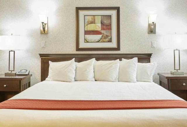 Abbotsford Hotel