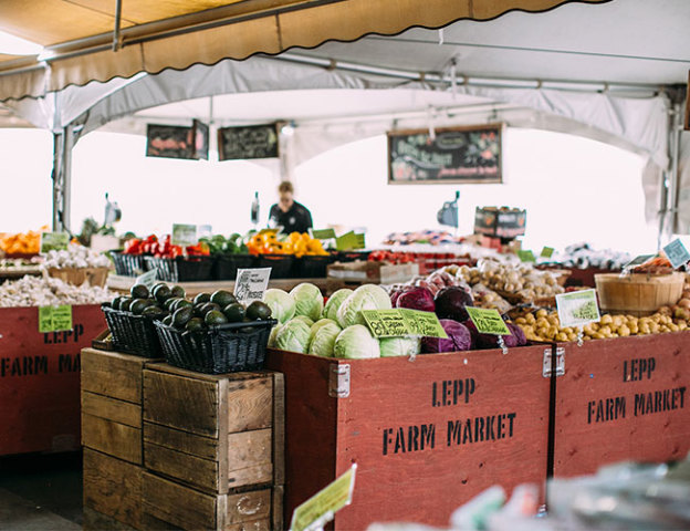 Lepp Farm Market