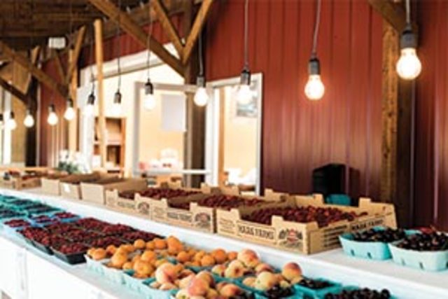 Maan Farms Country Experience & Estate Winery