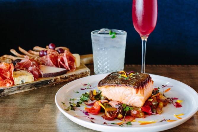 Sonoma Wine Garden Santa Monica Restaurant And Events