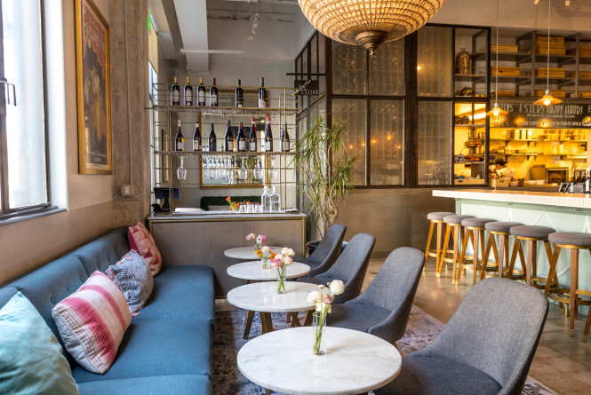 Main Dining Room & Bar