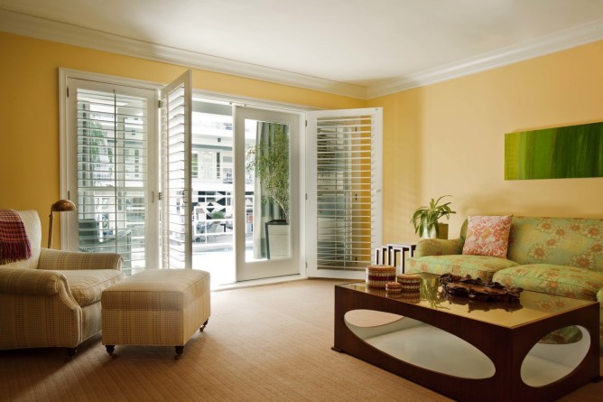 Oceana Beach Club Hotel