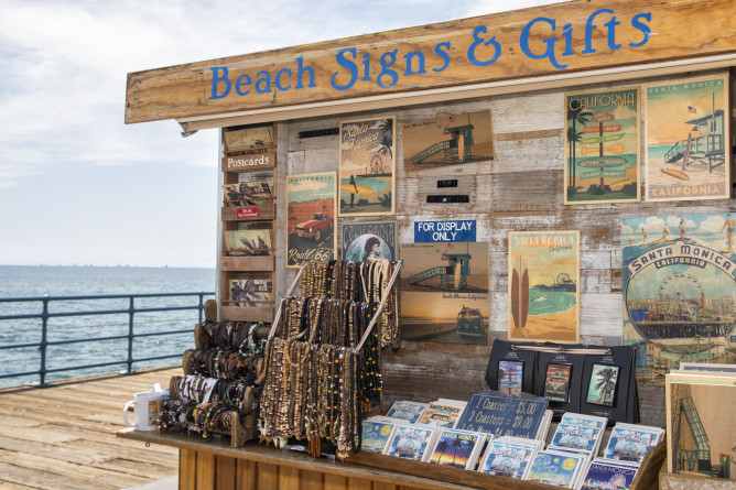 Beach Signs & Gifts Vendor Cart