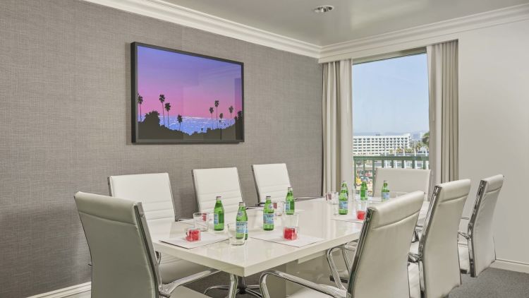 Vantage Boardroom