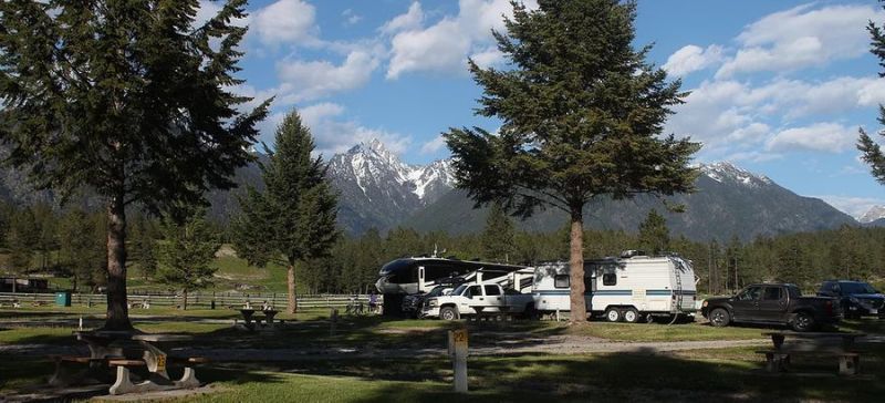 Fort Steele Resort & RV Park RV Sites