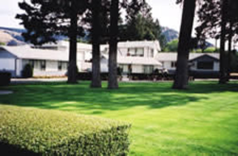 Pinegrove Motel
