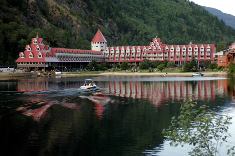 Three Valley Lake Chateau