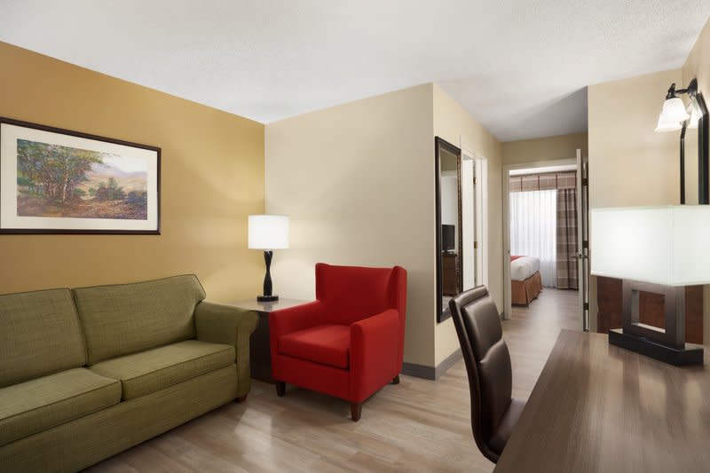 Visit Annapolis Country Inn & Suites by Radisson Annapolis
