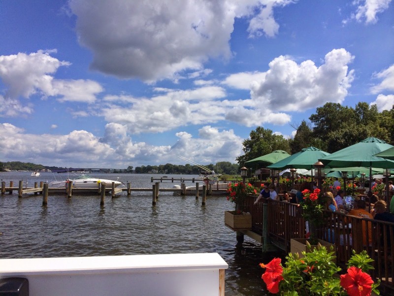 Visit Annapolis Mike's Restaurant & Crabhouse