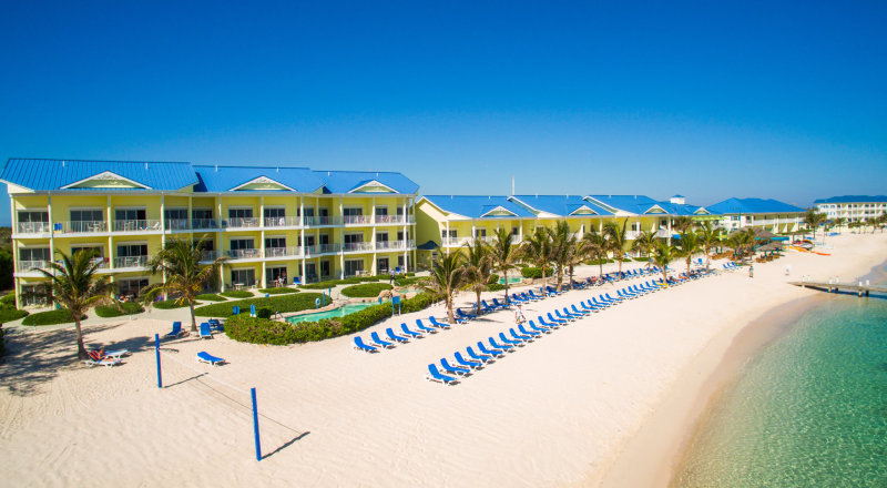 Beachfront resort Grand Cayman
