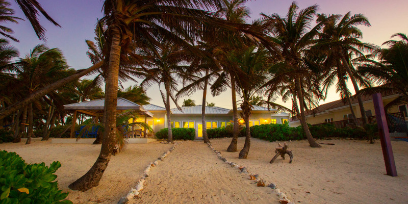 Coconut Beach by Grand Cayman Villas