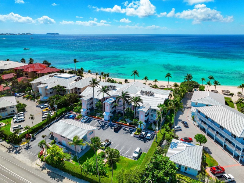 Aqua Bay Club