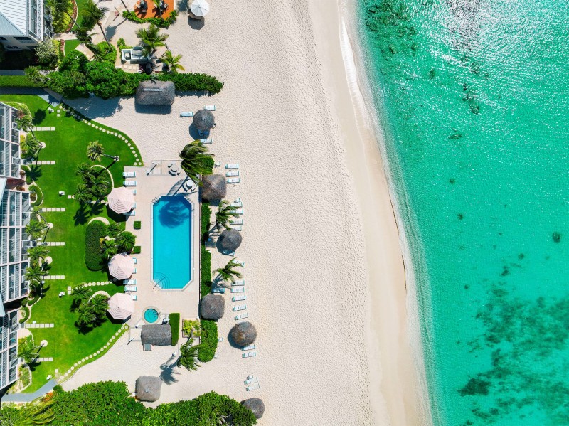 Aqua Bay Club