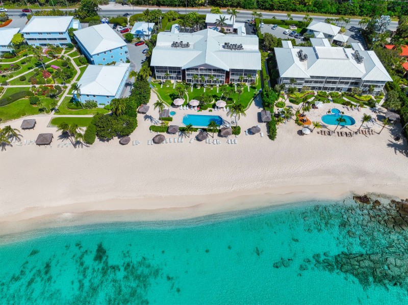 Aqua Bay Club