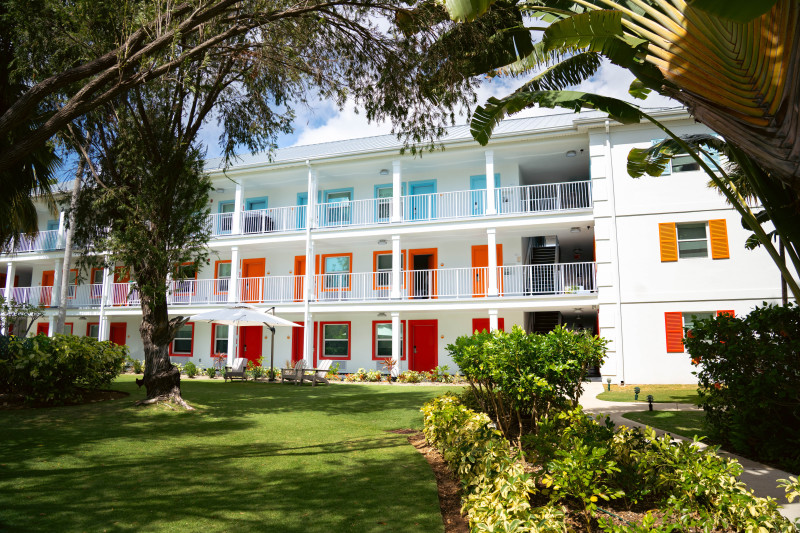 Sunshine Hotel and Suites