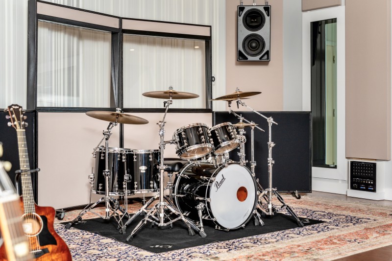 Ironshore Studios Pearl Reference Drum Kit