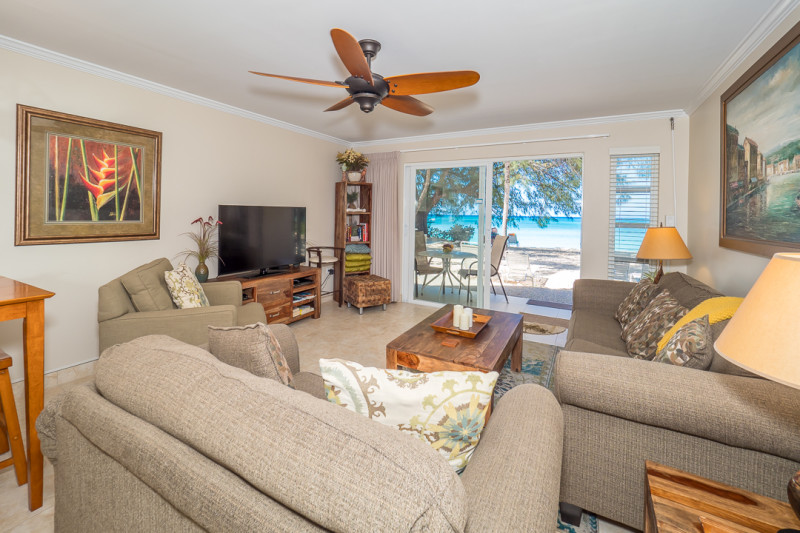 Living area out to the beach patio