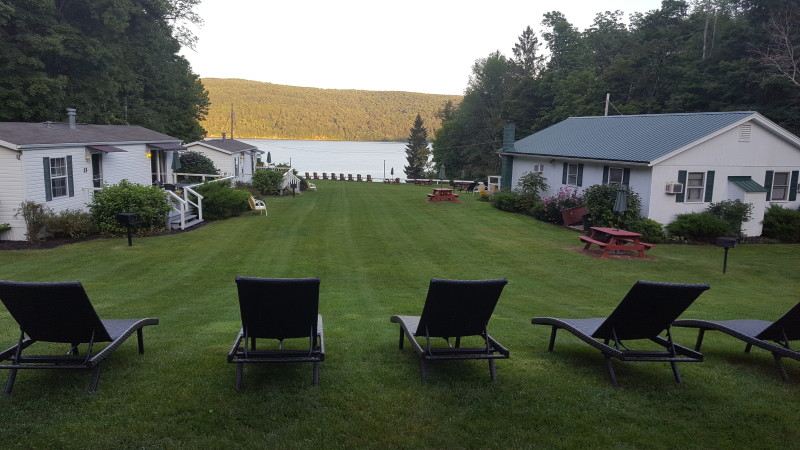 Lake View Motel