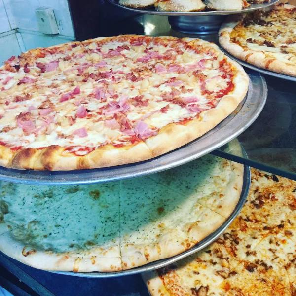 Sal's Pizzeria and Restaurant