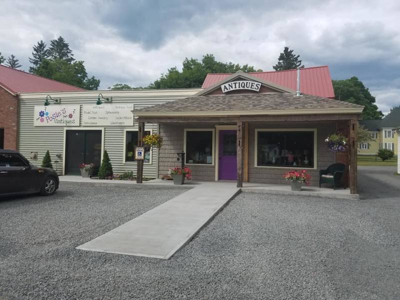 Posie's Vintiques