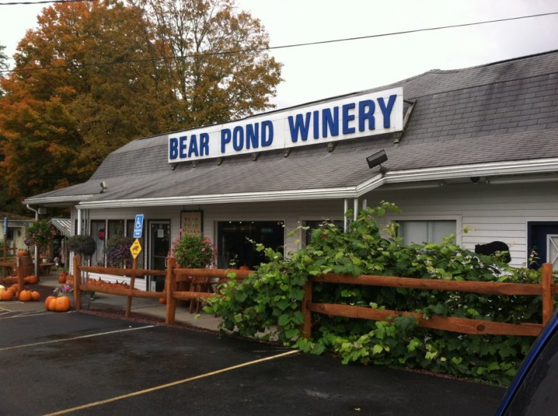 Bear Pond Winery